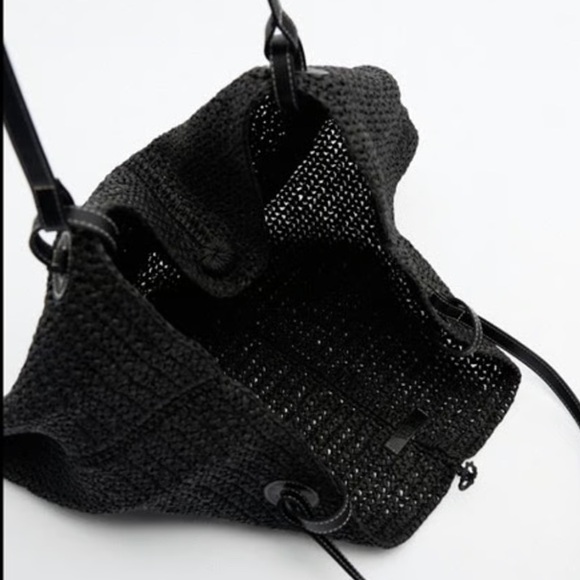 Zara Black Woven Tote Bag - Picture 4 of 4